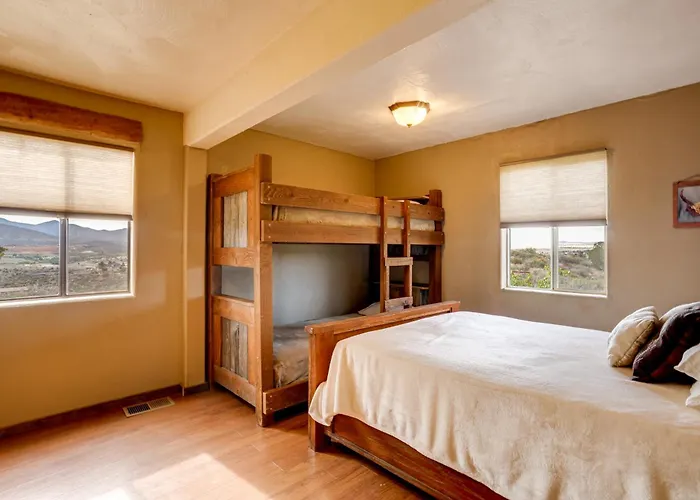 Holiday home Mtn-view Adobe W/ Large Deck Near Prescott! *