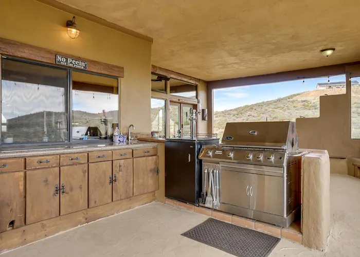 Mtn-view Adobe W/ Large Deck Near Prescott! Dewey-Humboldt