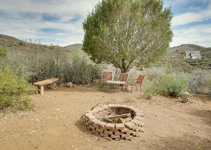 Holiday home Mtn-view Adobe W/ Large Deck Near Prescott! Dewey-Humboldt