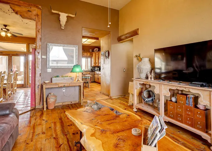 Mtn-view Adobe W/ Large Deck Near Prescott!