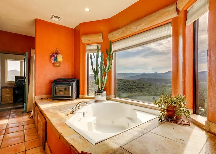 Mtn-view Adobe W/ Large Deck Near Prescott! Holiday home *